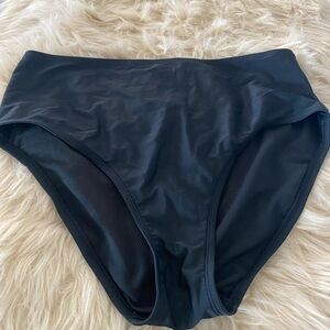 Time and Tru women’s bottom swim panty. Size XL black.